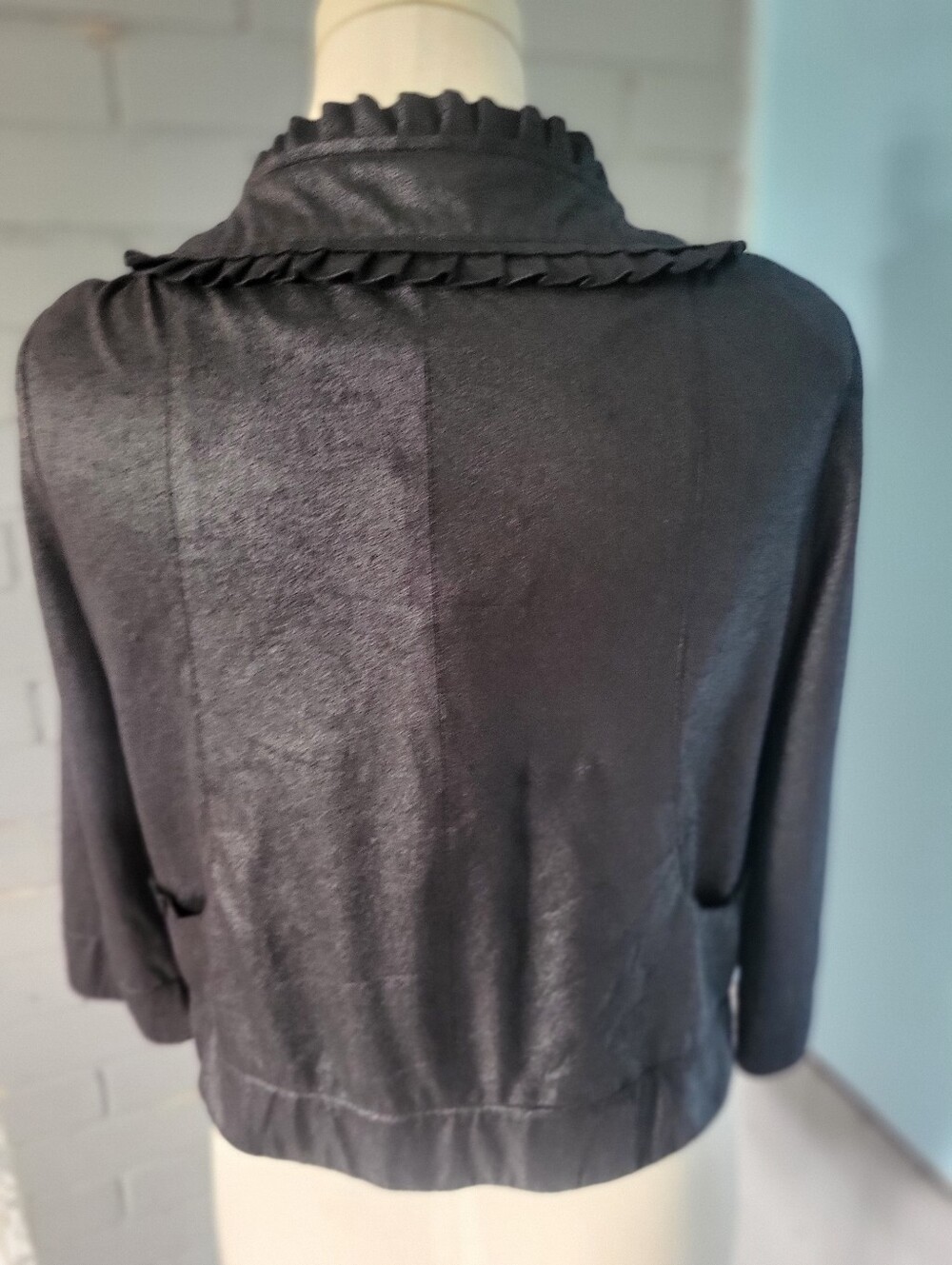 Women's Black Ruffle-Trim Cropped Jacket - Picture 3 of 4